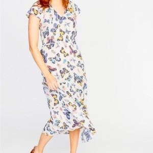 Old Navy Butterfly Maxi Dress size Large.